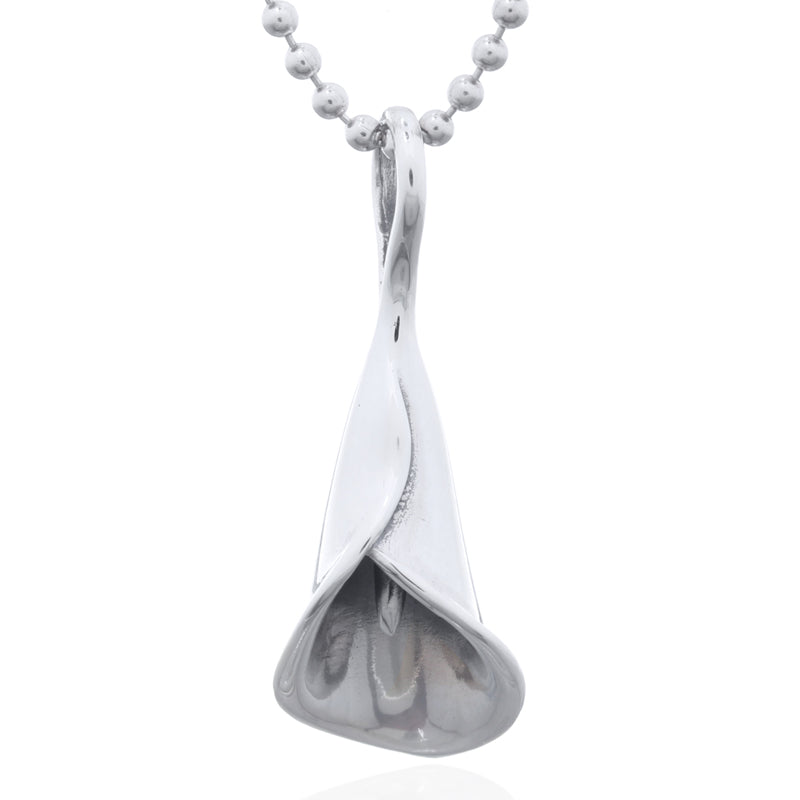 Calla Lily Sterling Silver Pendant – Floral Elegance