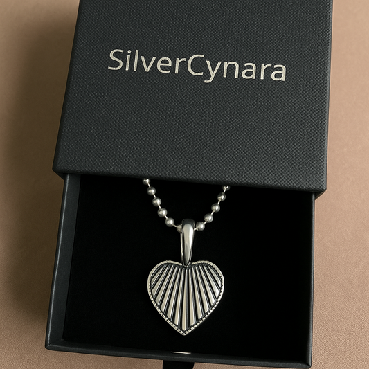 Vertical Heart Engraved 925 Silver Pendant – Personal Touch