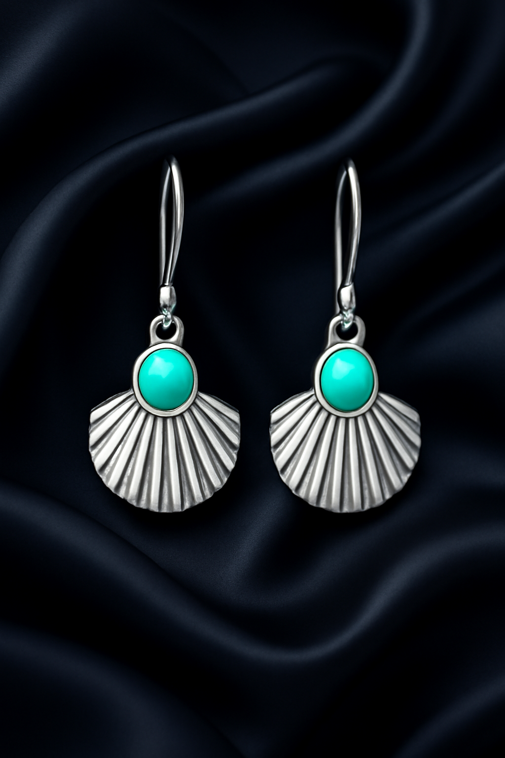 Scallop Green Stone 925 Sterling Silver Dangle Earrings