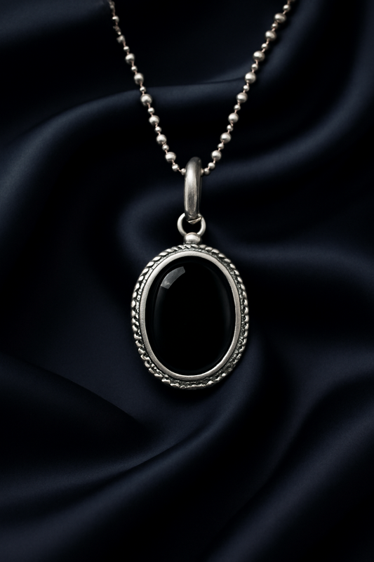 Elegant 925 Sterling Silver Black Oval Pendant – Bold Elegance