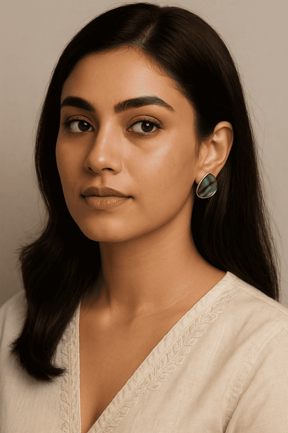 Ocean’s Radiance 925 Silver Abalone Shell Stud Earrings