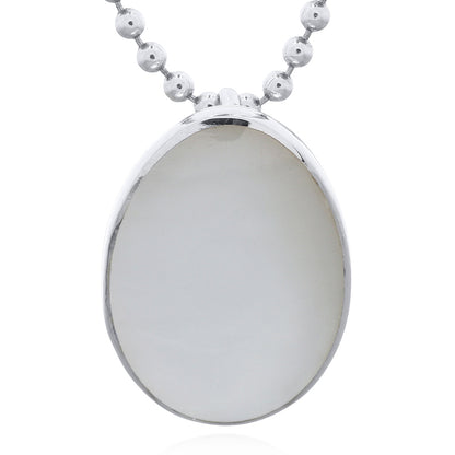 Oval Mother of Pearl 925 Silver Pendant – Timeless Elegance