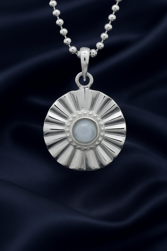 Sun Beam Mother Of Pearl 925 Silver Pendant – Radiant Glow