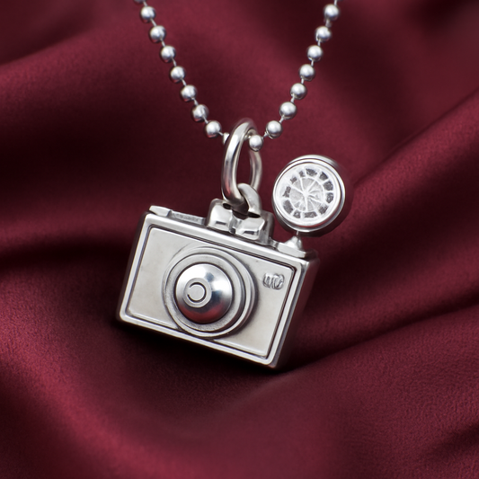 Sterling Silver Film Flash Camera Pendant – Retro Chic
