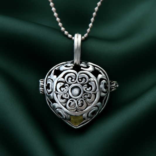 Sun Beam Mother Of Pearl 925 Silver Pendant – Radiant Glow